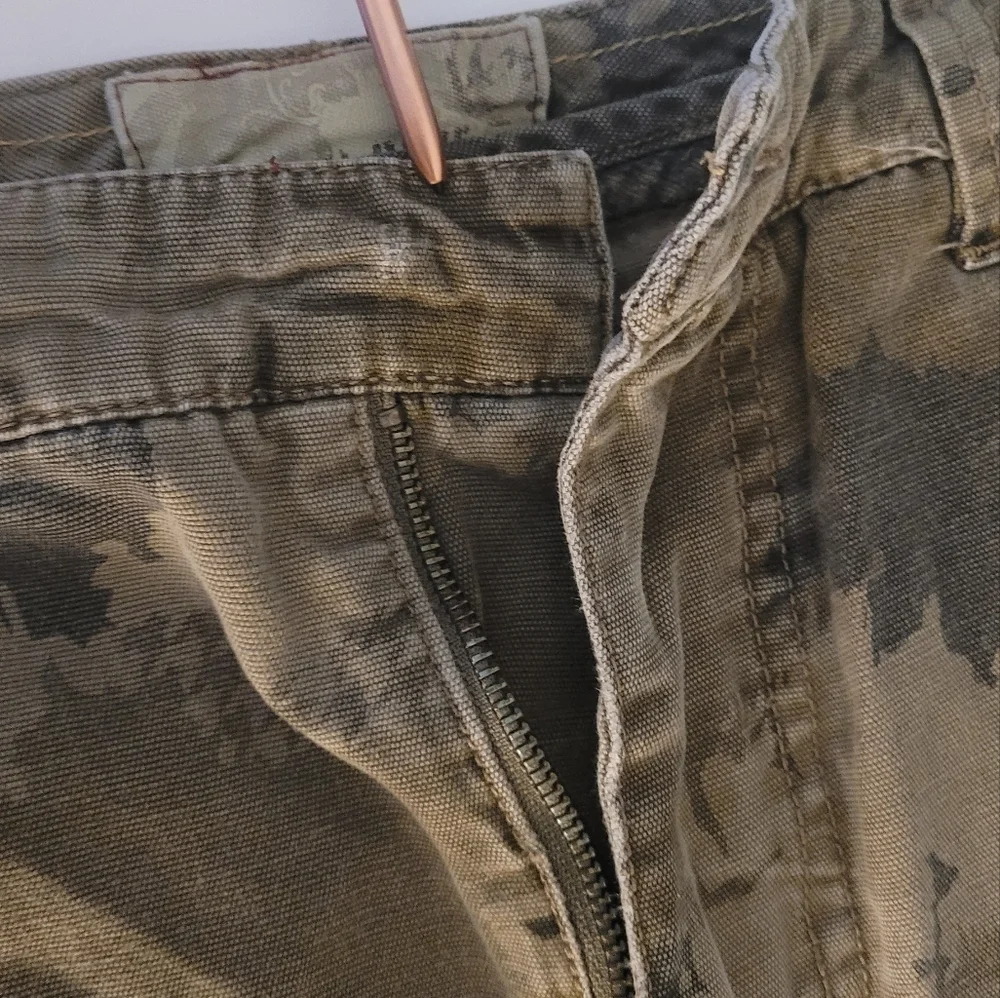 Anchor Blue Men's Camouflage Cargo Shorts